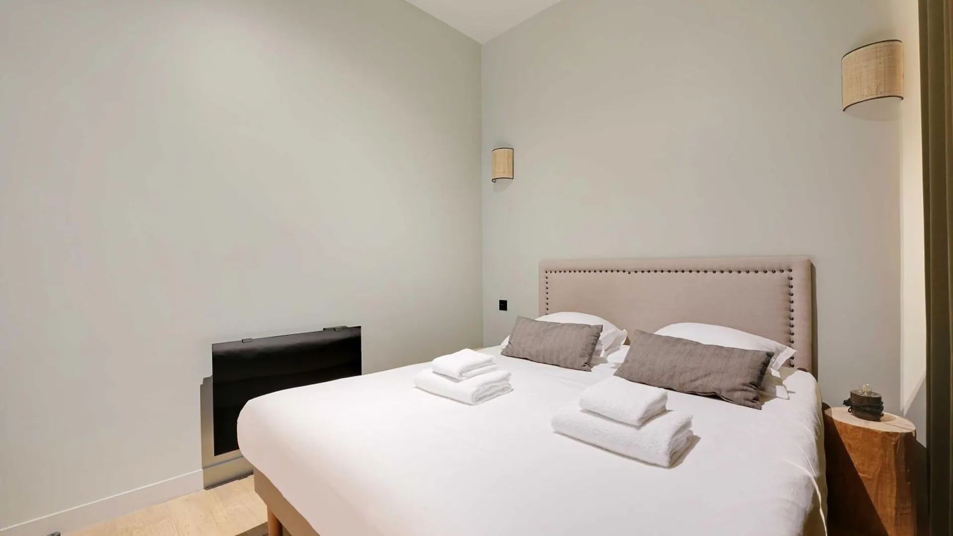 Haven Of Peace-2br-4p-near The Palais De Garnier Paris